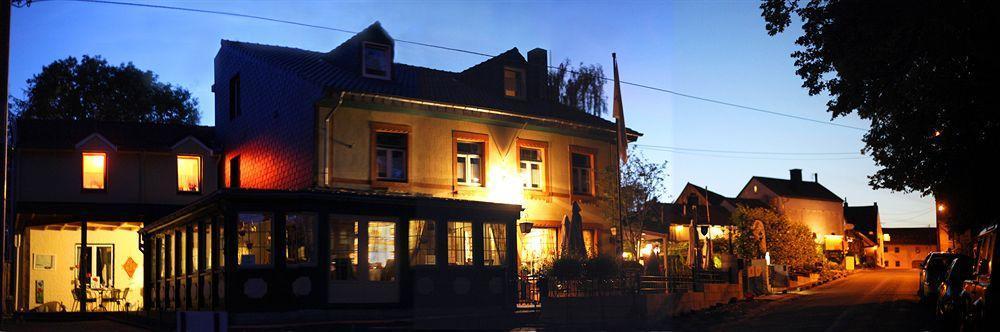 Hotel Restaurant The Kings Head Inn Voeren Eksteriør bilde